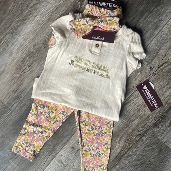Nanette Lepore Other - NWT Nannette baby outfit floral with headband